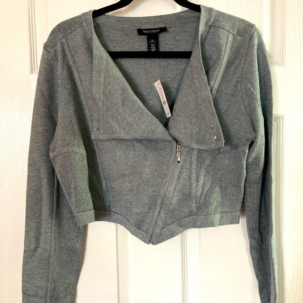 COPY - White House Black Market NWT Black semi cropped zip front jacket